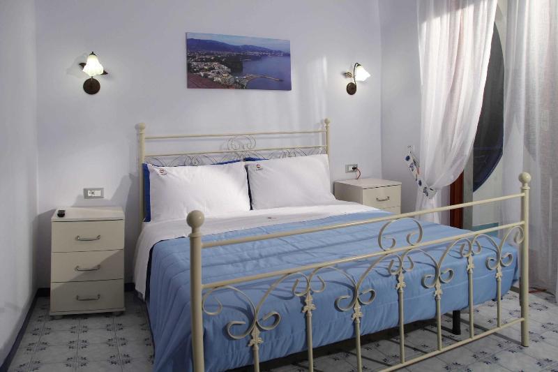 The Reef Bed & Breakfast Sorrento Exterior photo